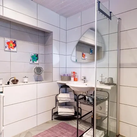 度假居 Fantastic 170m2 With A Big Garden *